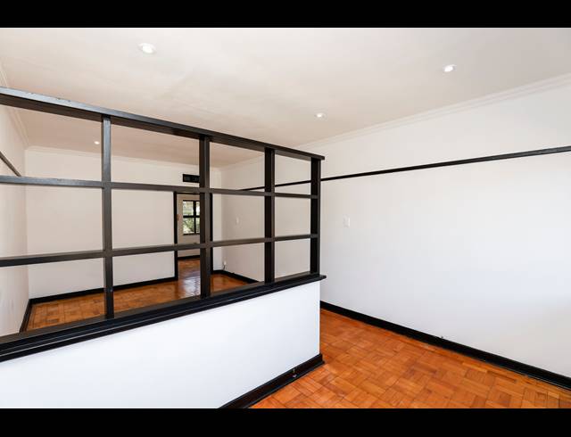 1.5 BEDROOM APARTMENT RENTED IN GLENWOOD